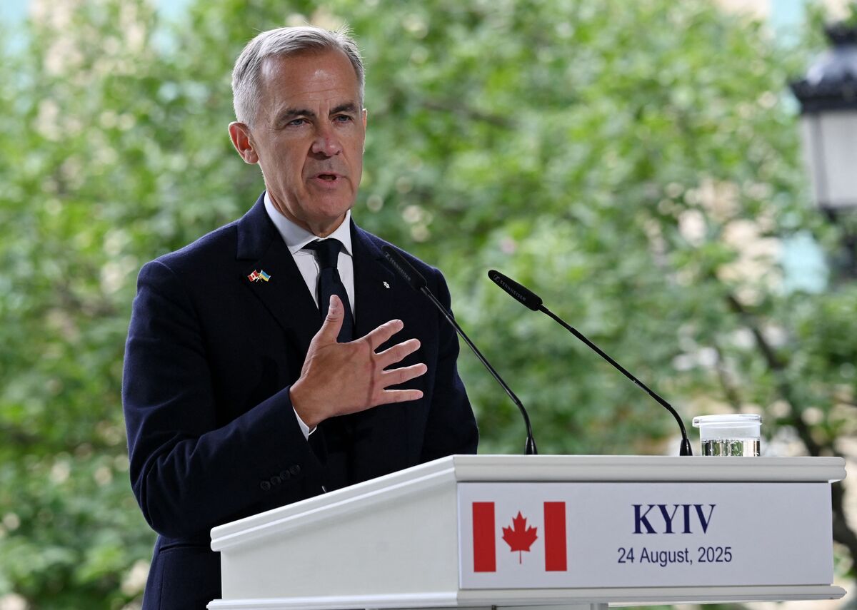 Canadian Prime Minister Mark Carney gave a press conference in Kyïv on August 24, 2025 during his short visit to Ukraine. Consequently, Photo Sergei Supinsky / AFP) canada specifies its military commitments